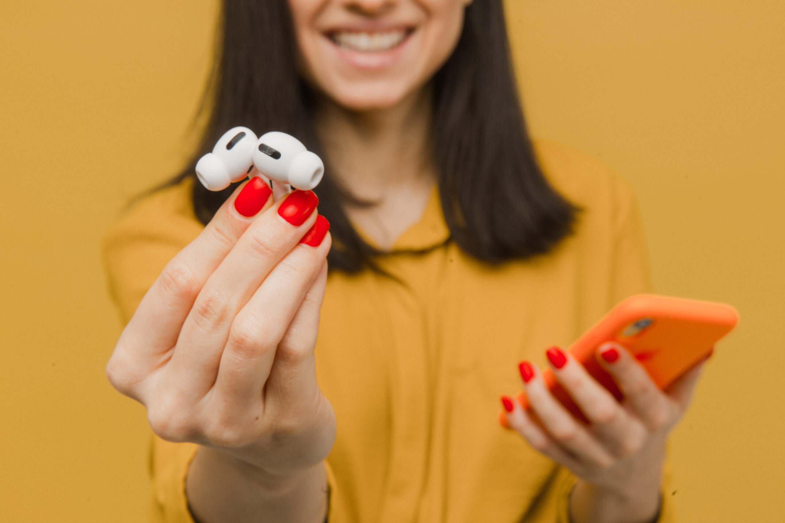 Best Wireless Earbuds for Zoom, Teams & Video Calls (2026 Buyer’s Guide)