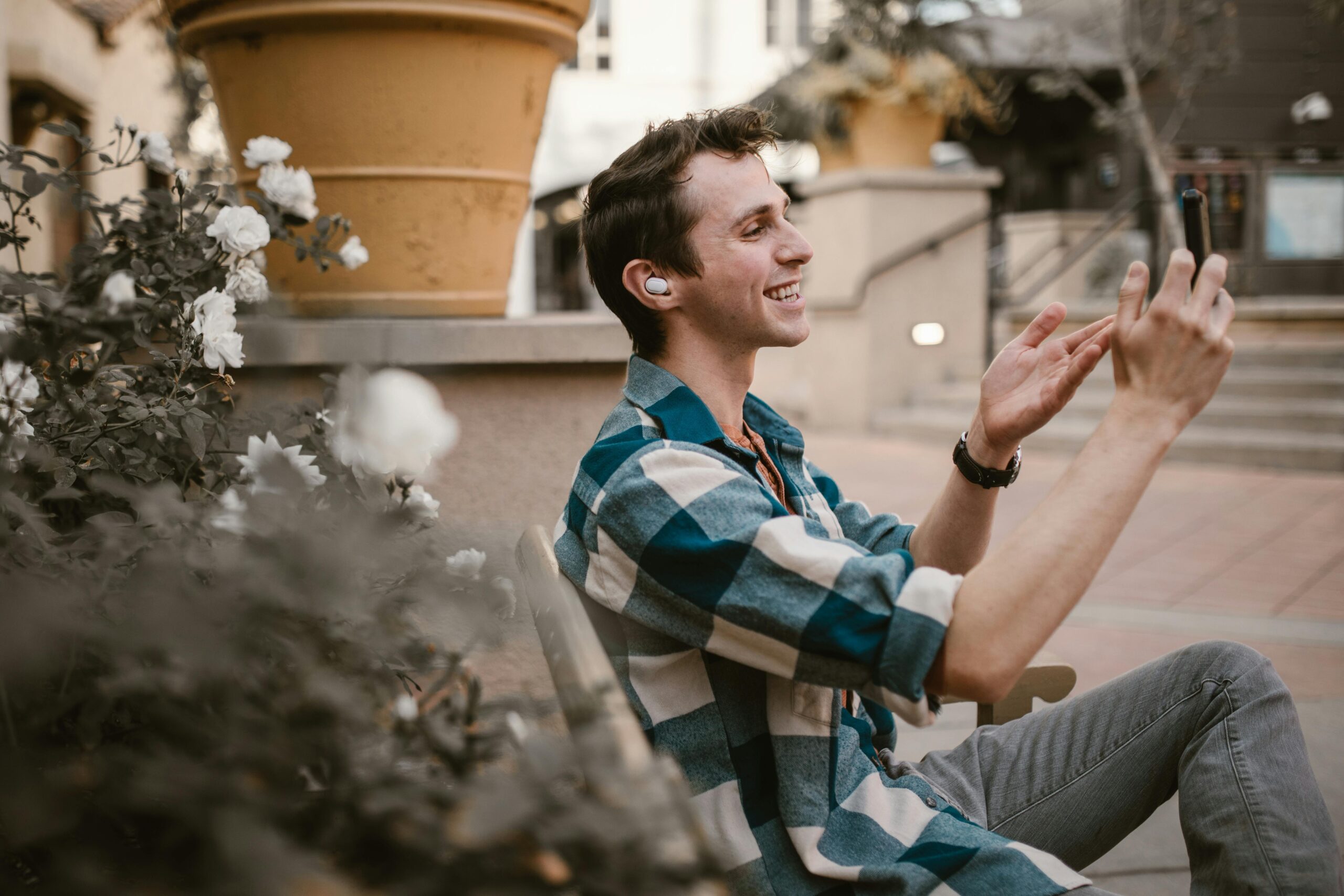 Best Noise Cancelling Earbuds Under £100