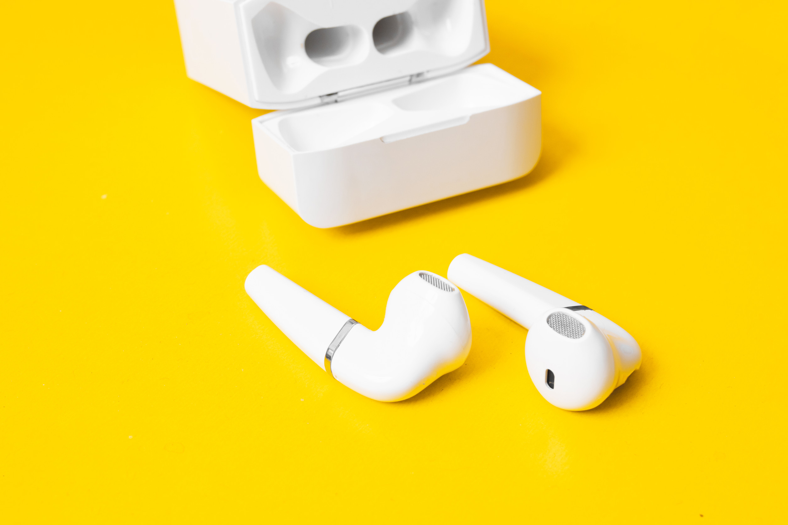 What Counts as Budget vs Premium Earbuds?